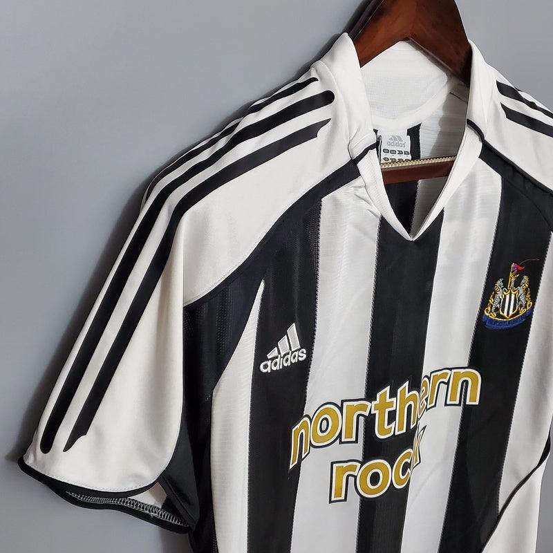 Newcastle Home Retrô 05/06 Adidas - Preta e Branca