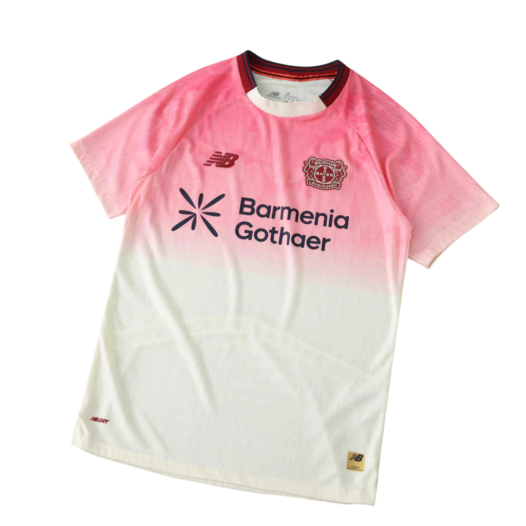 Bayern Leverkusen Away 25/26 New Balance - Branco e Rosa