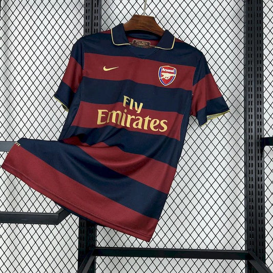 Arsenal Third Retro 06/07 Nike  - Vermelha e Azul