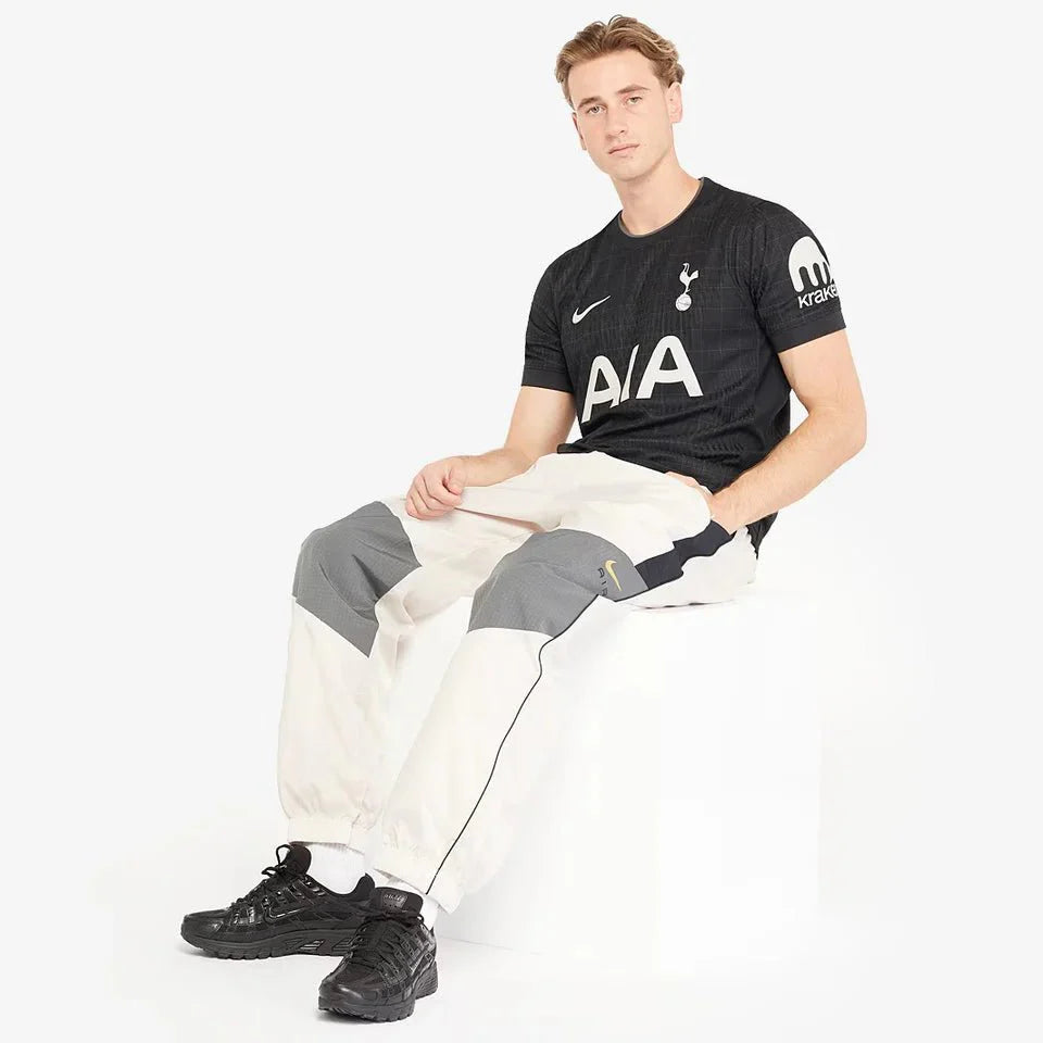 Tottenham Away 25/26 Jogador Nike - Preta