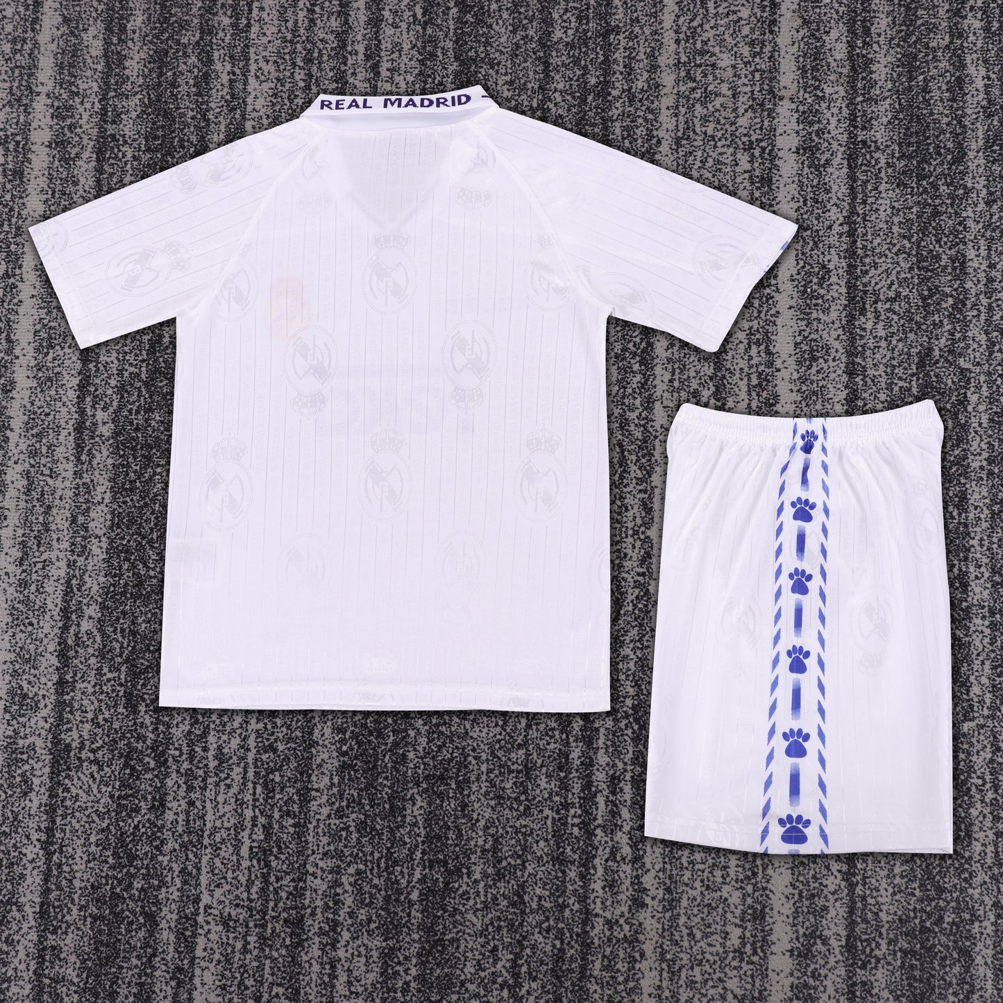 Kit Infantil Real Madrid Home Retrô 96/97 Kelme - Branco