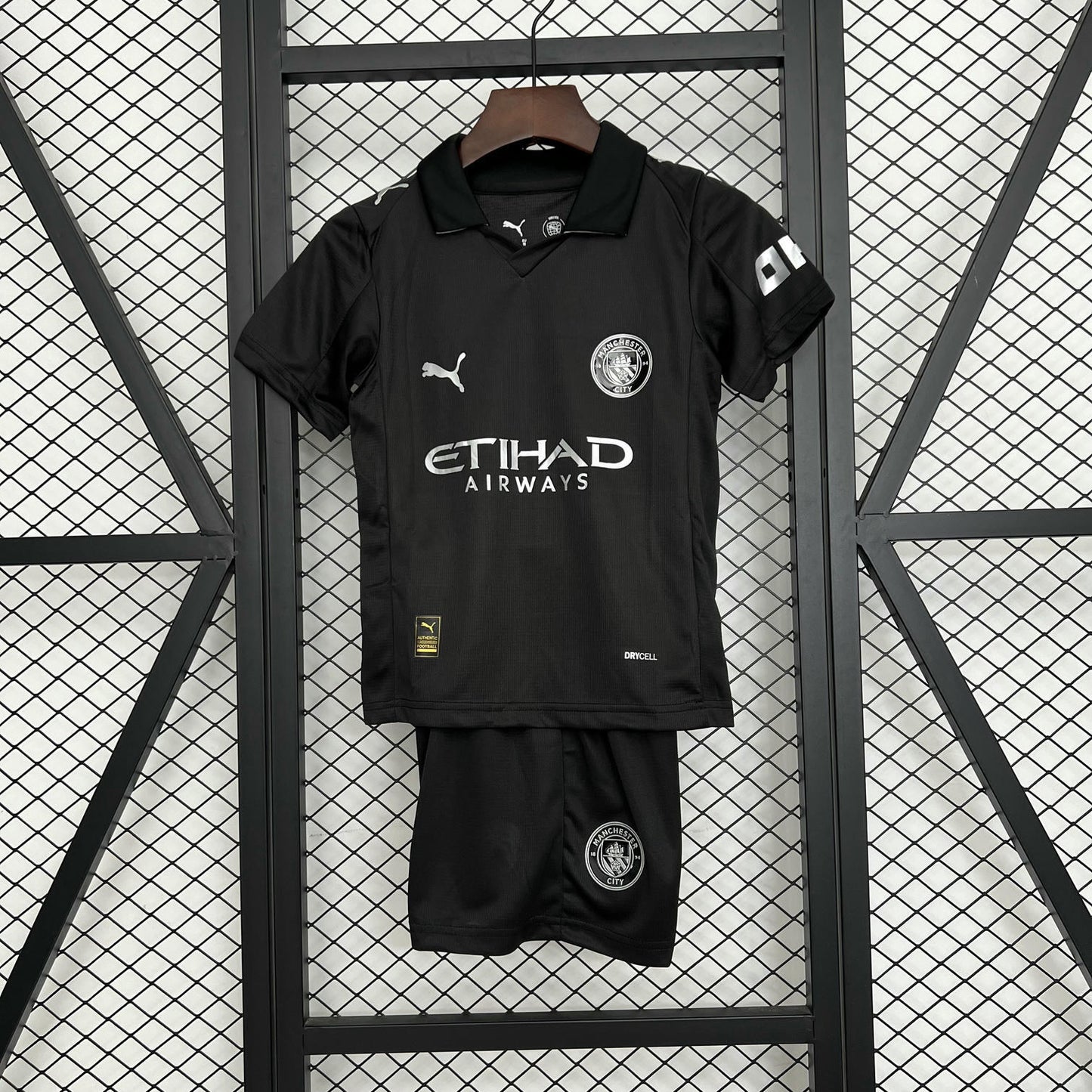 Kit Infantil Manchester City Third 25/26  - Preto