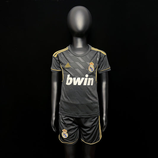 Kit Infantil Real Madrid Away Retrô 11/12 - Preto