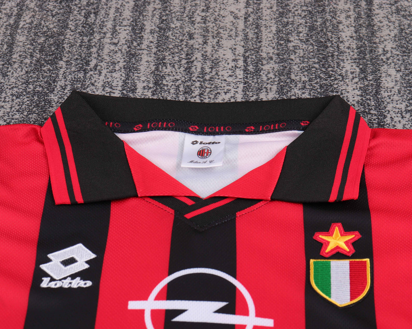 Kit Infantil Milan Home Retrô 96/97  - Vermelho e Preto