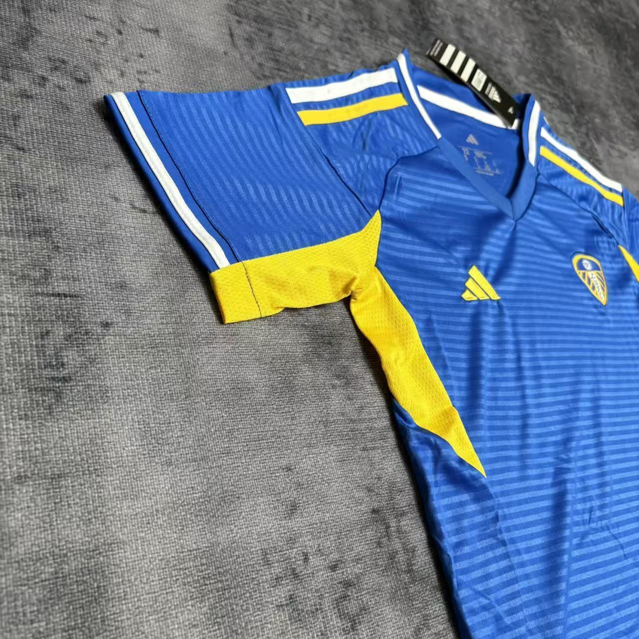 Kit Infantil Leeds United Away 25/26  - Azul