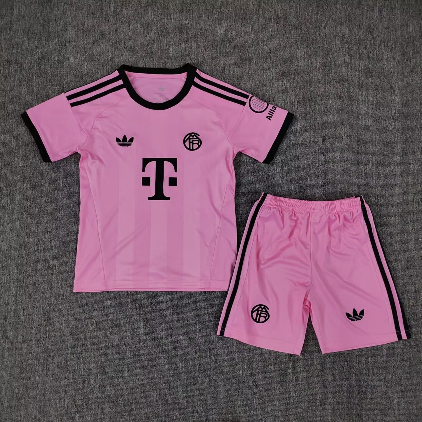 Kit Infantil Bayern De Munique Goleiro 25/26 - Rosa