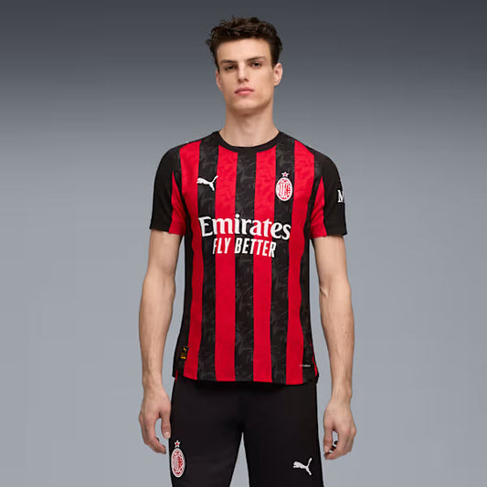 Milan Home 25/26 Jogador Puma - Vermelho e Preto