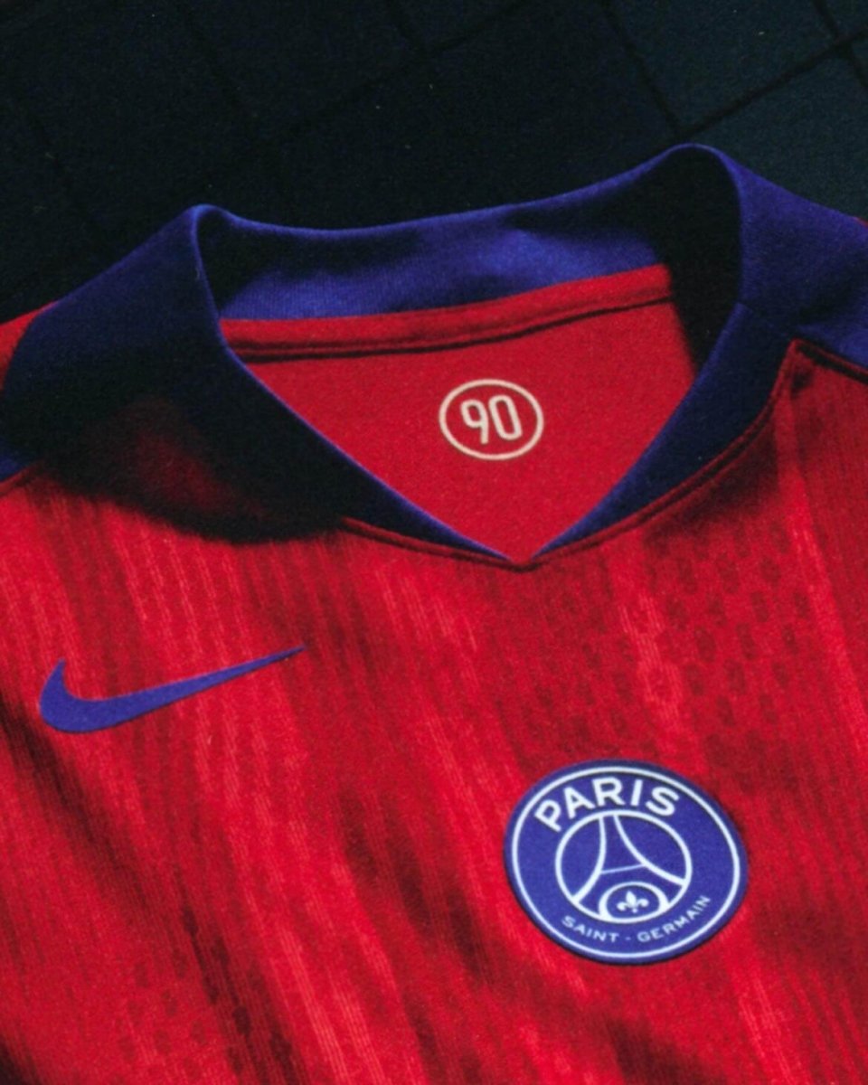 PSG Third 25/26 Jogador Nike - Vermelha